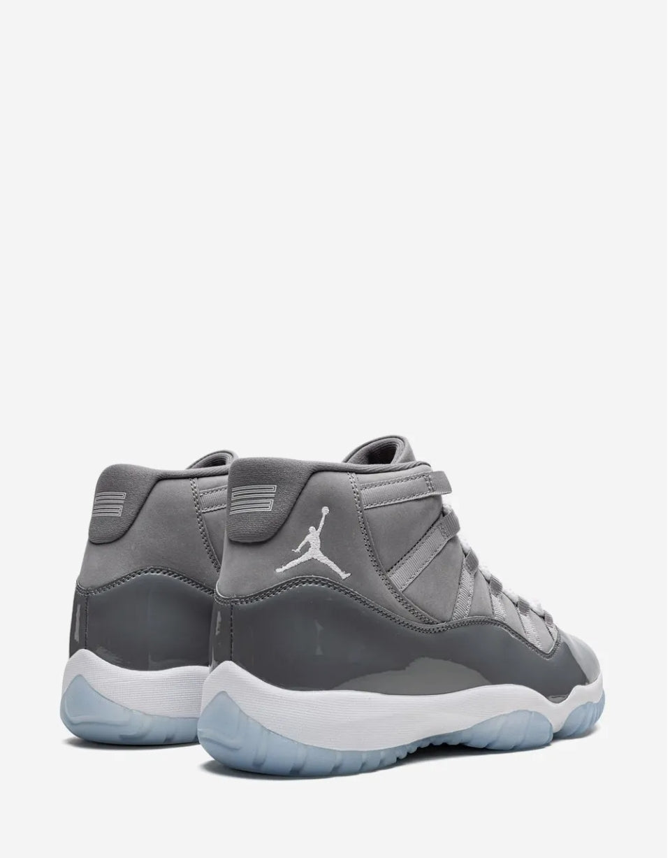 JORDAN 11 Retro Cool Grey