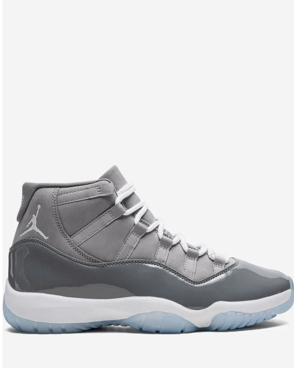 JORDAN 11 Retro Cool Grey